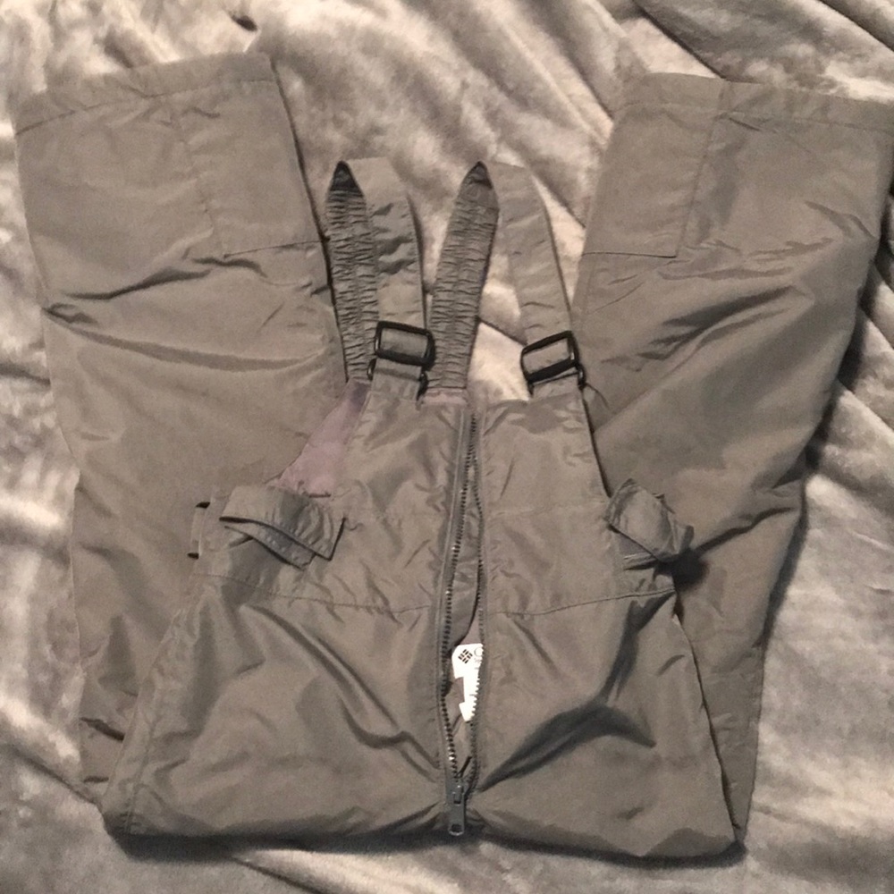 Size 8 Columbia boys ski bib